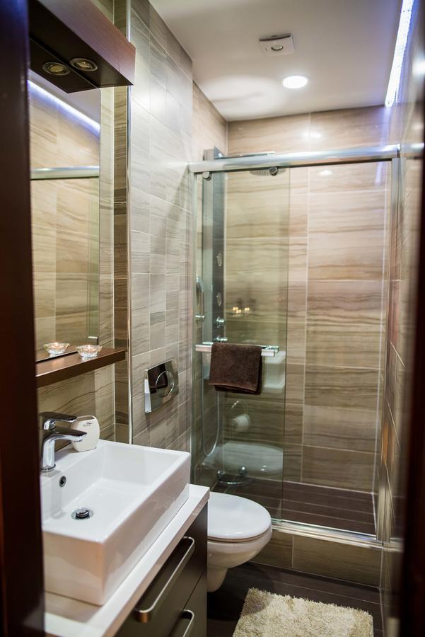 Lct Blue Lions Apartments โปดสตรานา ภายนอก รูปภาพ
