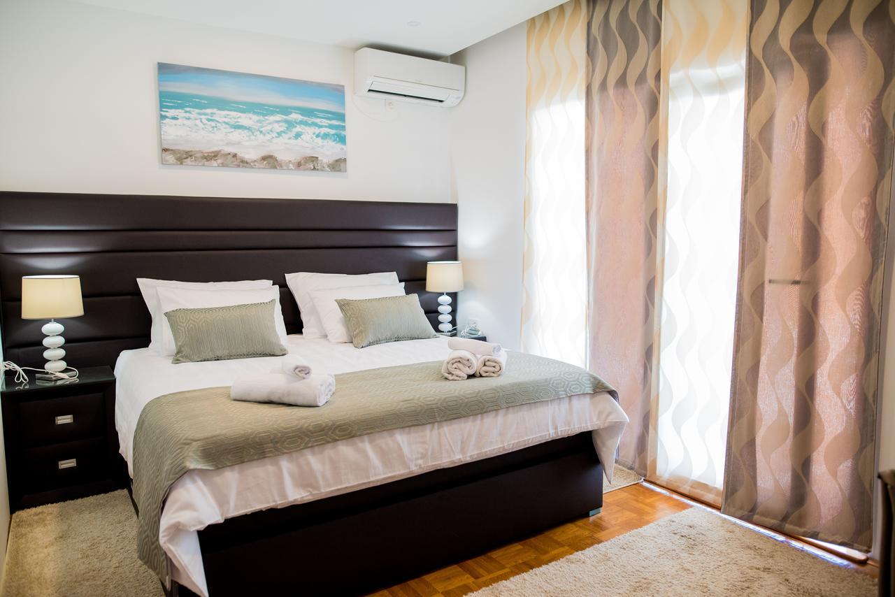 Lct Blue Lions Apartments โปดสตรานา ภายนอก รูปภาพ