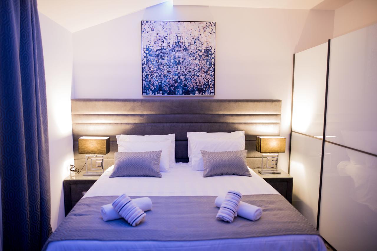 Lct Blue Lions Apartments โปดสตรานา ภายนอก รูปภาพ