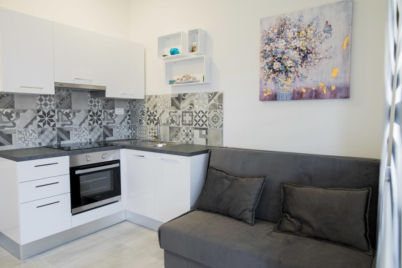 Lct Blue Lions Apartments โปดสตรานา ภายนอก รูปภาพ