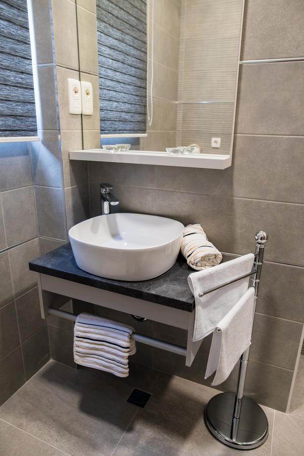 Lct Blue Lions Apartments โปดสตรานา ภายนอก รูปภาพ